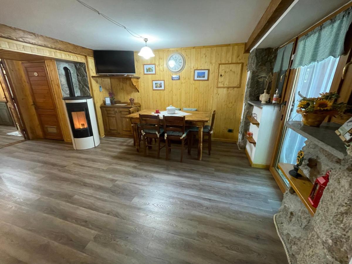 Chalet I Folletti Lägenhet Abbadia San Salvator Exteriör bild