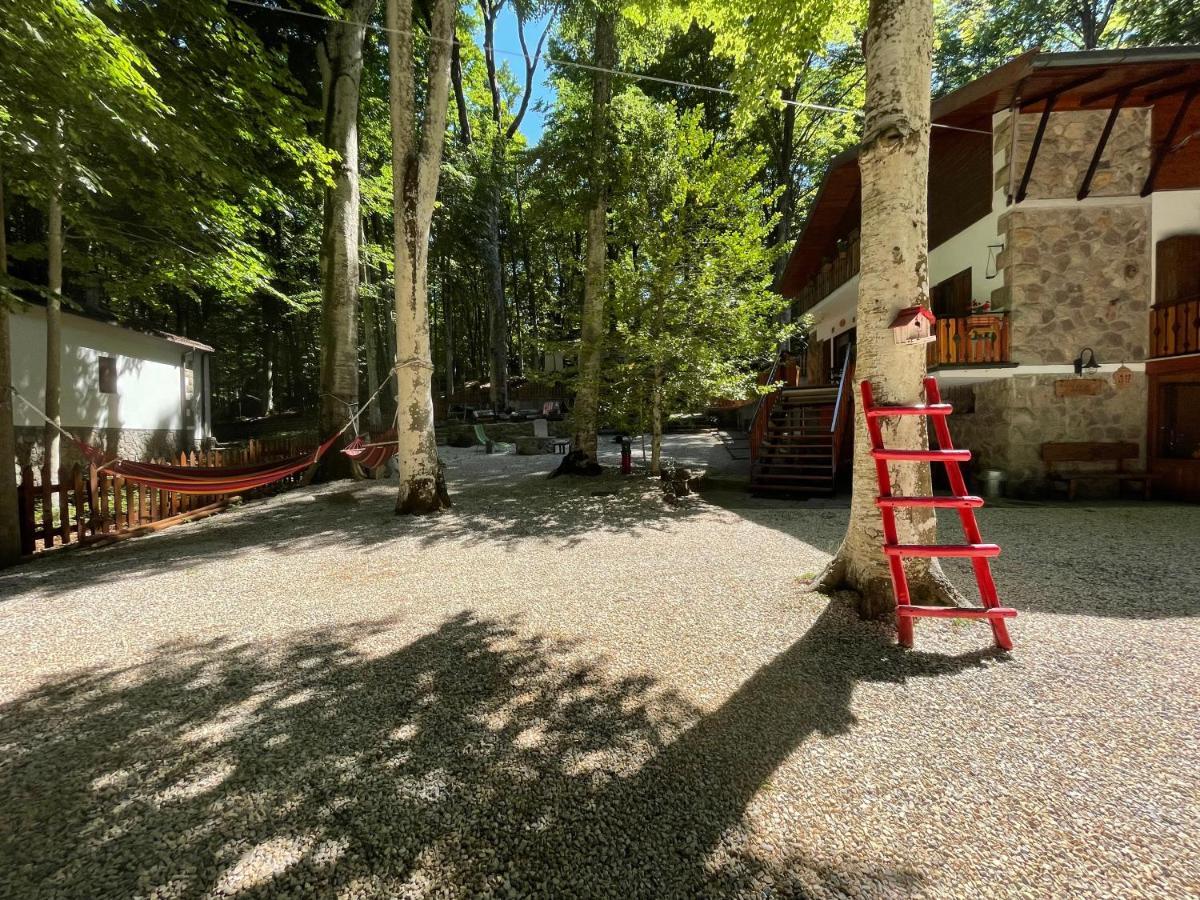 Chalet I Folletti Lägenhet Abbadia San Salvator Exteriör bild