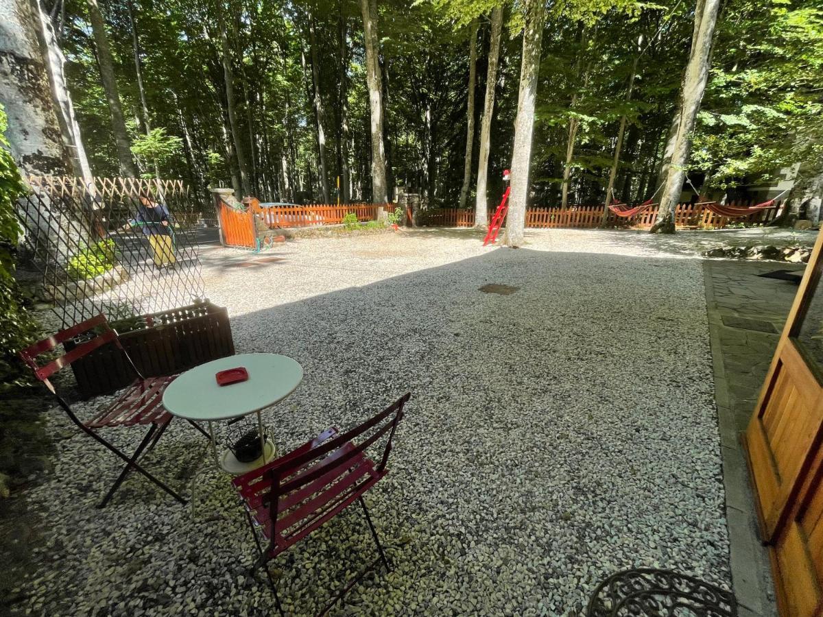 Chalet I Folletti Lägenhet Abbadia San Salvator Exteriör bild